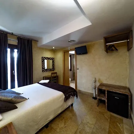 Room Tarifa Hostel *