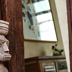 Room Tarifa 호스텔 *