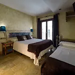 Room Tarifa