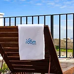 Room Tarifa 호스텔 *