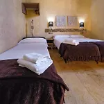 Room Tarifa 타리파