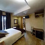 Room Tarifa ホステル *