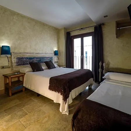 Room Tarifa ホステル